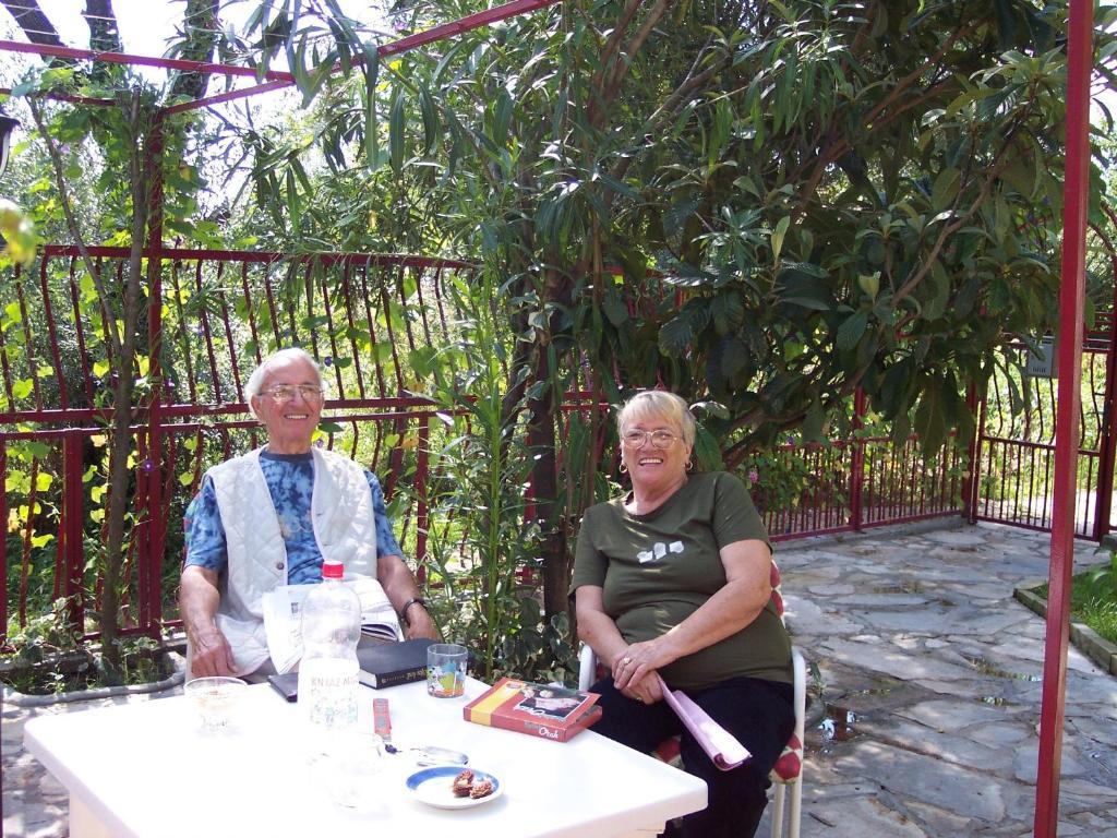 Guest House Villa Kosa Bijela Eksteriør bilde